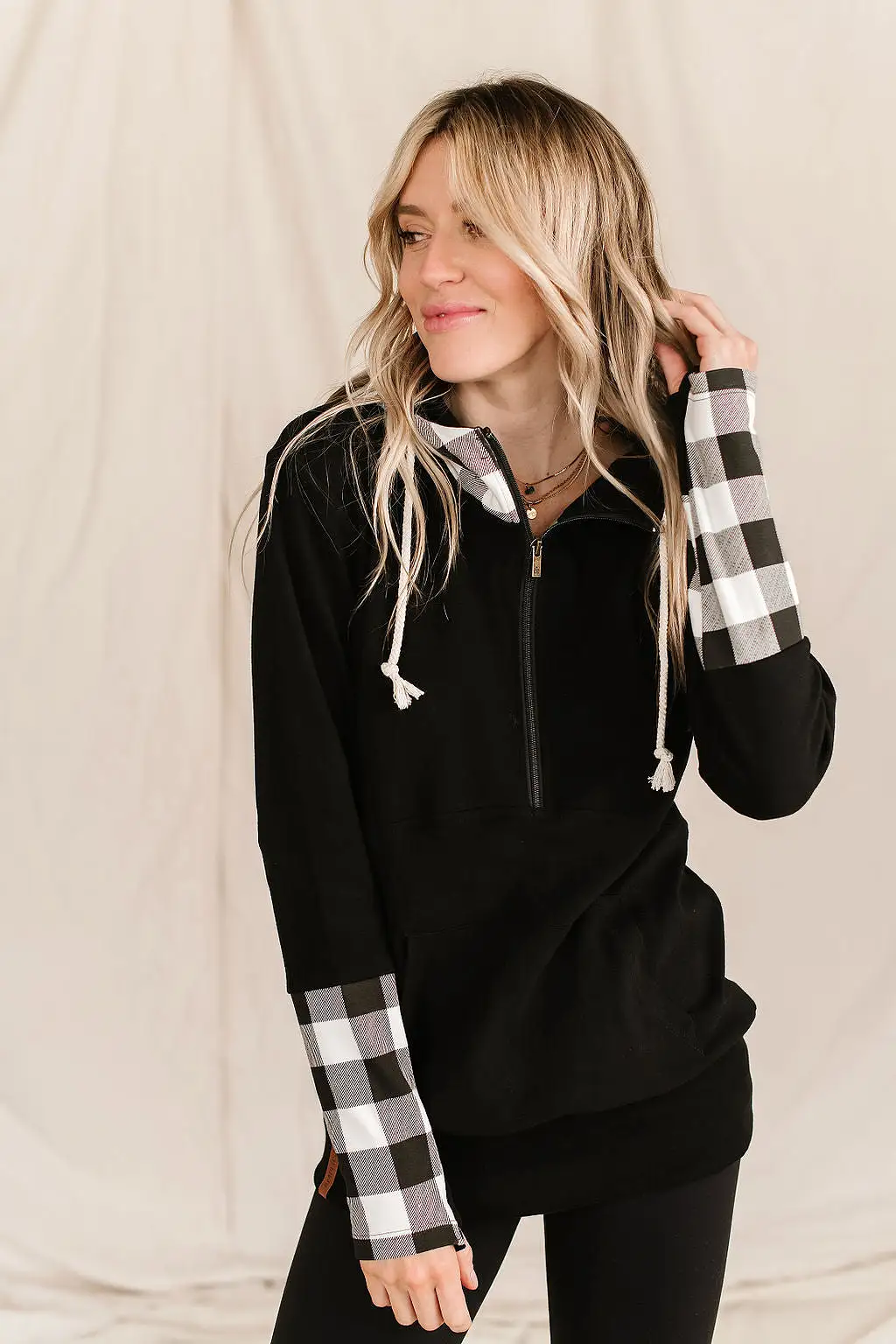 Ampersand Avenue - Halfzip Hoodie Checks Out Black