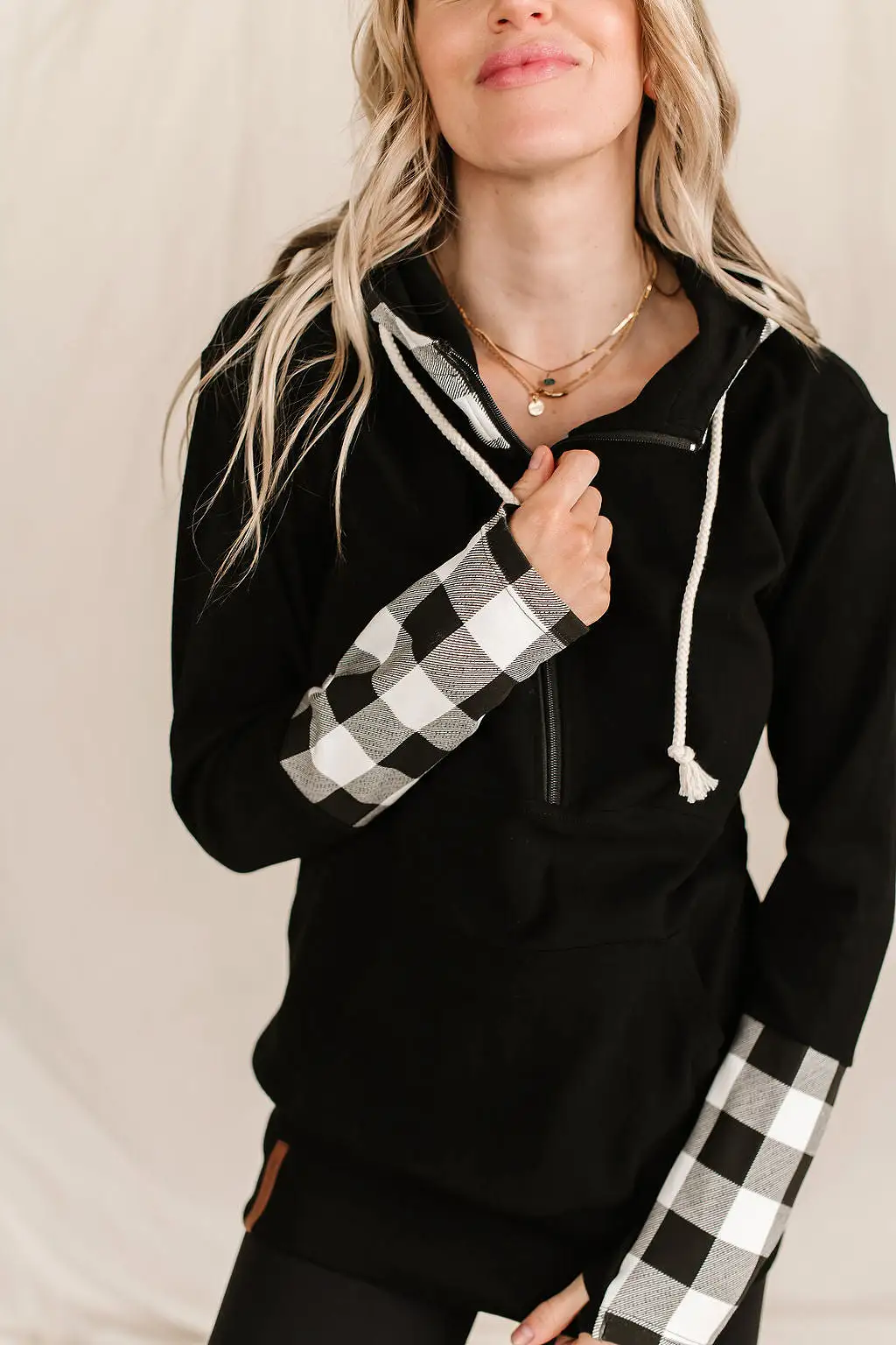 Ampersand Avenue - Halfzip Hoodie Checks Out Black