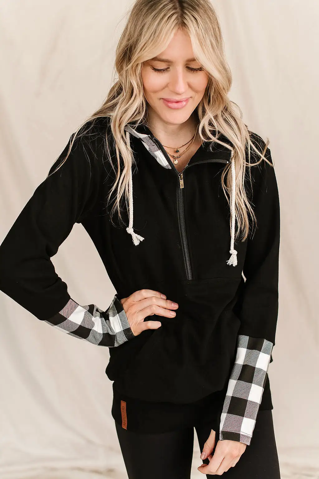 Ampersand Avenue - Halfzip Hoodie Checks Out Black