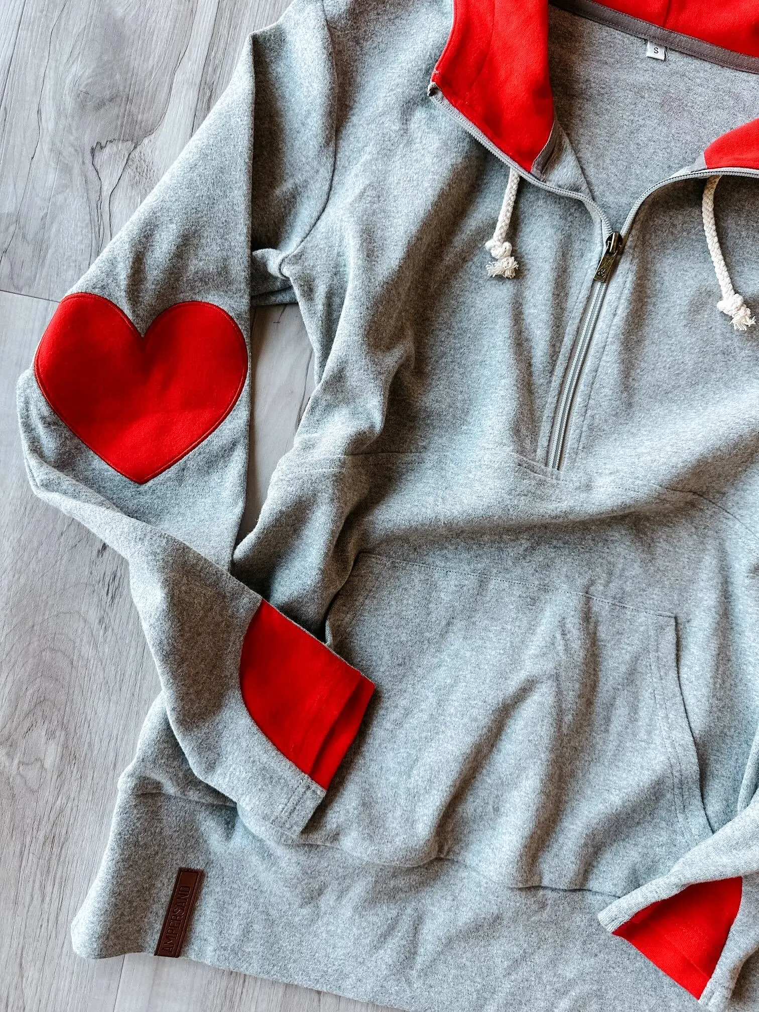 Ampersand Avenue - Halfzip Hoodie Heart Elbow