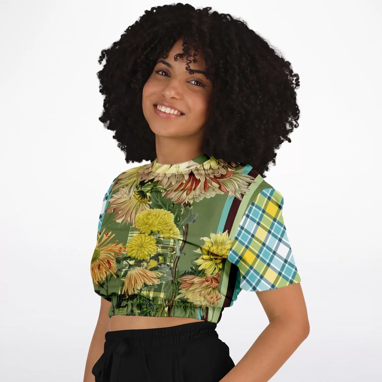 Green Caravan Plaid Short Sleeve Cropped Eco-Poly Sweater