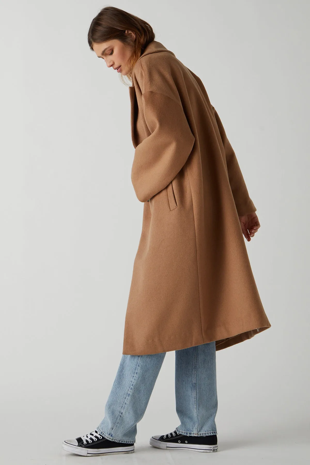 HUNTINGTON COAT IN CAMEL