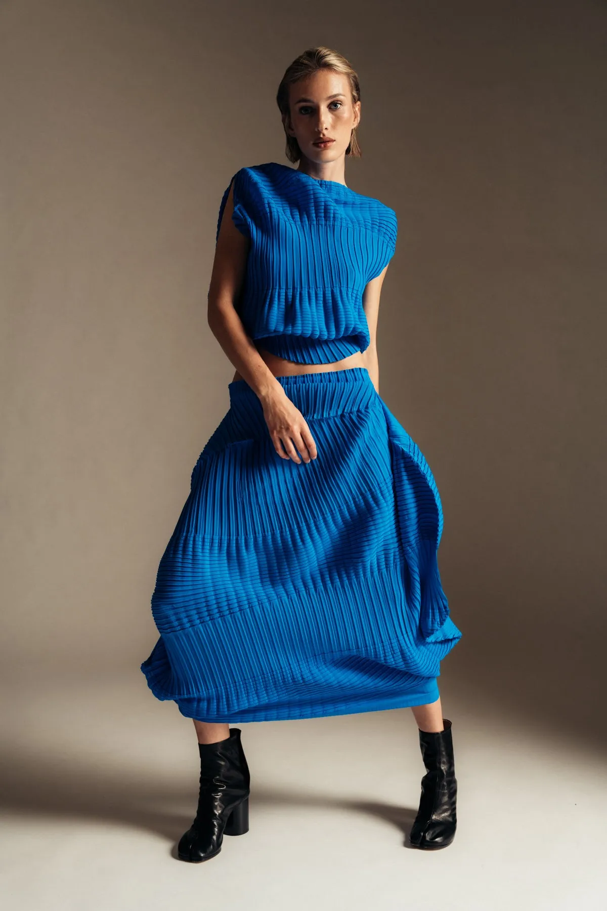 ISSEY MIYAKE | AERATE PLEATS SKIRT