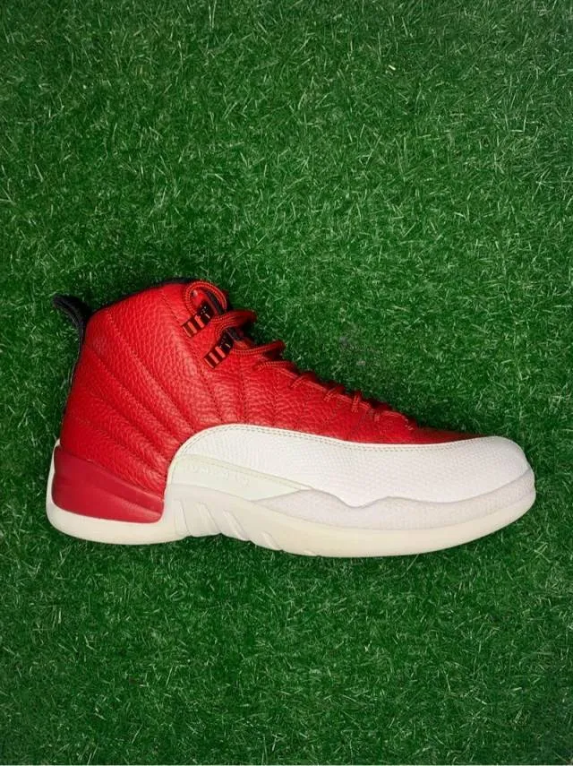 Jordan 12 gym red