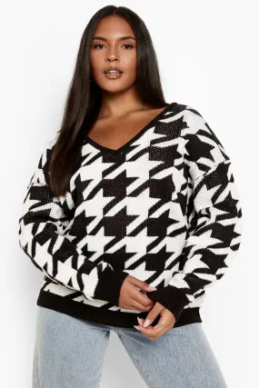 Plus Houndstooth V Neck Sweater