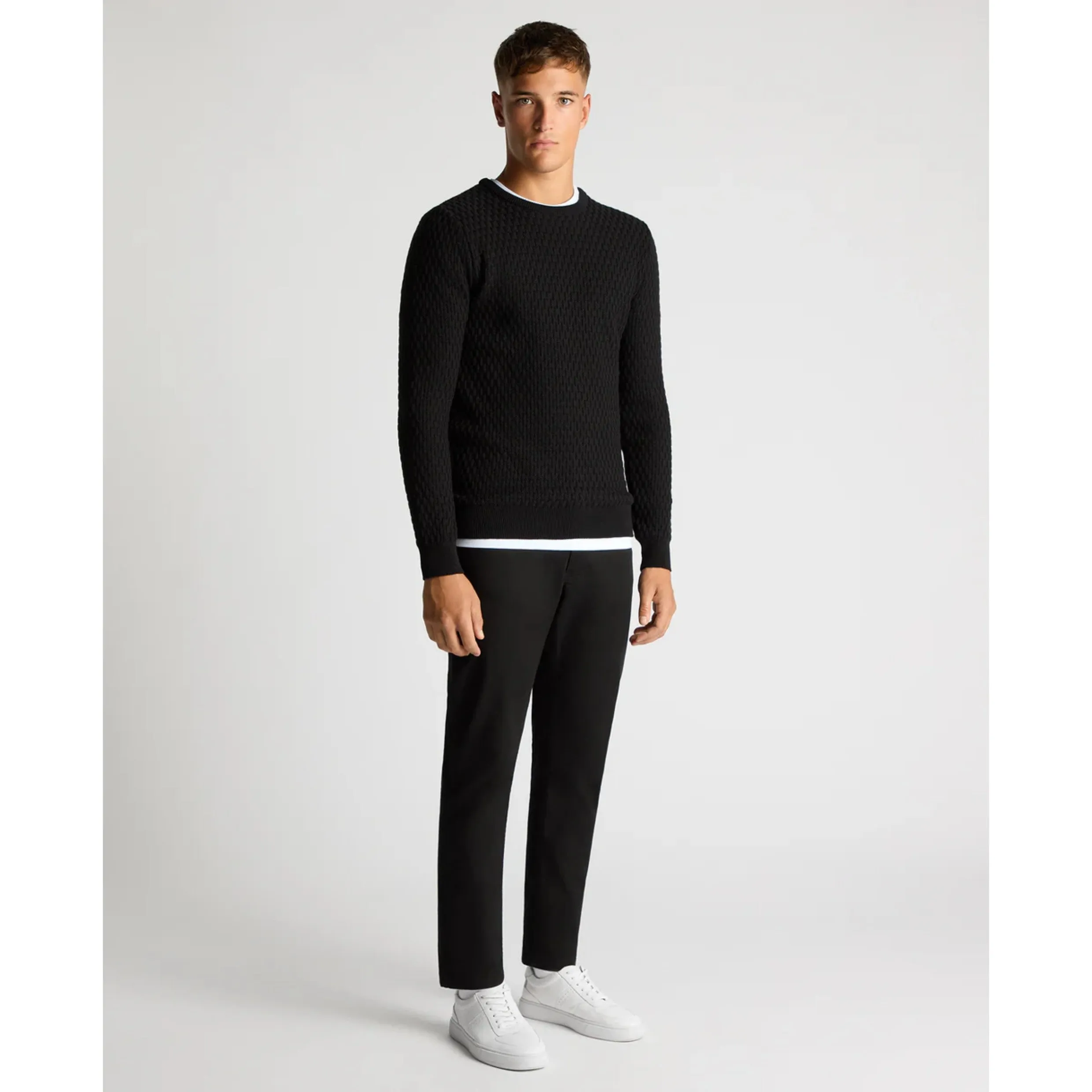 Remus Uomo Tapered Fit Merino Wool-Blend Crew Neck Sweater 58684 Black