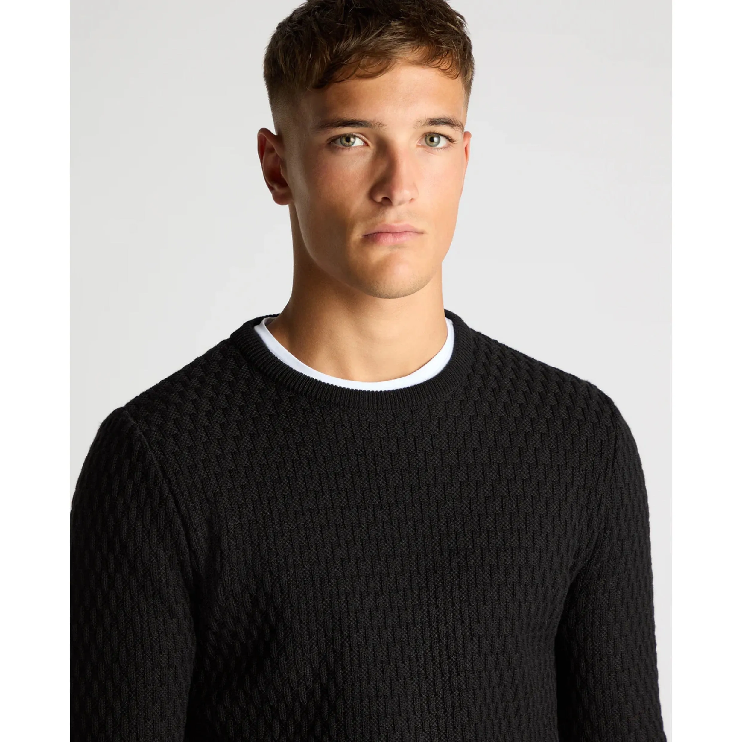 Remus Uomo Tapered Fit Merino Wool-Blend Crew Neck Sweater 58684 Black